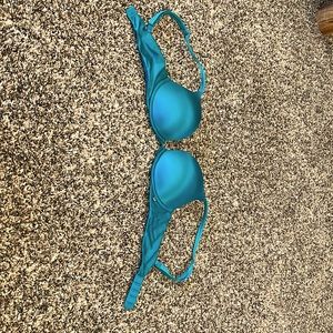 Victorias Secret Very Sexy Push up Bra 32C